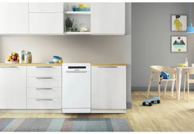Perilica posuđa samostojeća 45cm Indesit DSFO 3T224 C